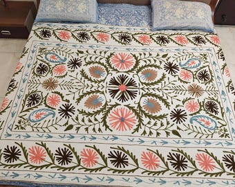 100% Linen Suzani Hand Embroidered Wall Hanging  Cotton Embroidery Suzani Bed Spread Uzbek Suzani , Christmas Gift For Mom And Dad
