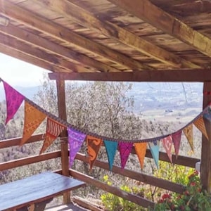 50 Stück Garten Banner Flaggen Wimpelkette, Sari Flaggen Wimpelkette Outdoor Indoor Terrasse Dekoration, Girlande Wimpelkette, Sari Multicolor Seide Sari Wimpelkette,