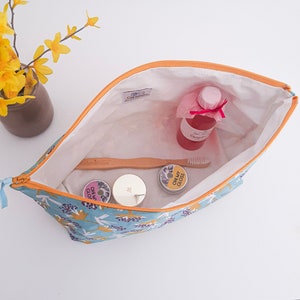 Large Waterproof Travel Toiletry Bag, Foldable Waxed Canvas Toiletry Bag