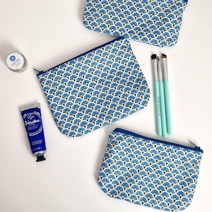 Kleines, wasserdichtes Täschchen aus türkisblauem Stoff mit Fächermuster – Aufbewahrung für Make-up