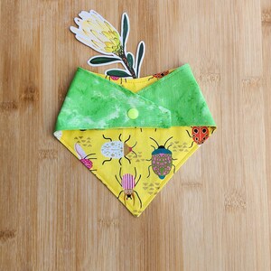 Reversible Snap On Cat Bandana - Bugs Print in Yellow & Lime Green - Pet Scarf, Handmade