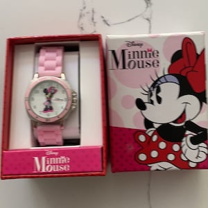 Vintage mini mouse watch