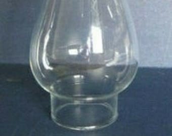 Klarer Glaskamin im Wiener Stil für Petroleumlampen – 7 3/4&quot; hoch x 2&quot; Basis Neu