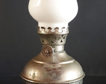 Depósito de lámpara de aceite de queroseno en miniatura vintage hecho en Portugal
