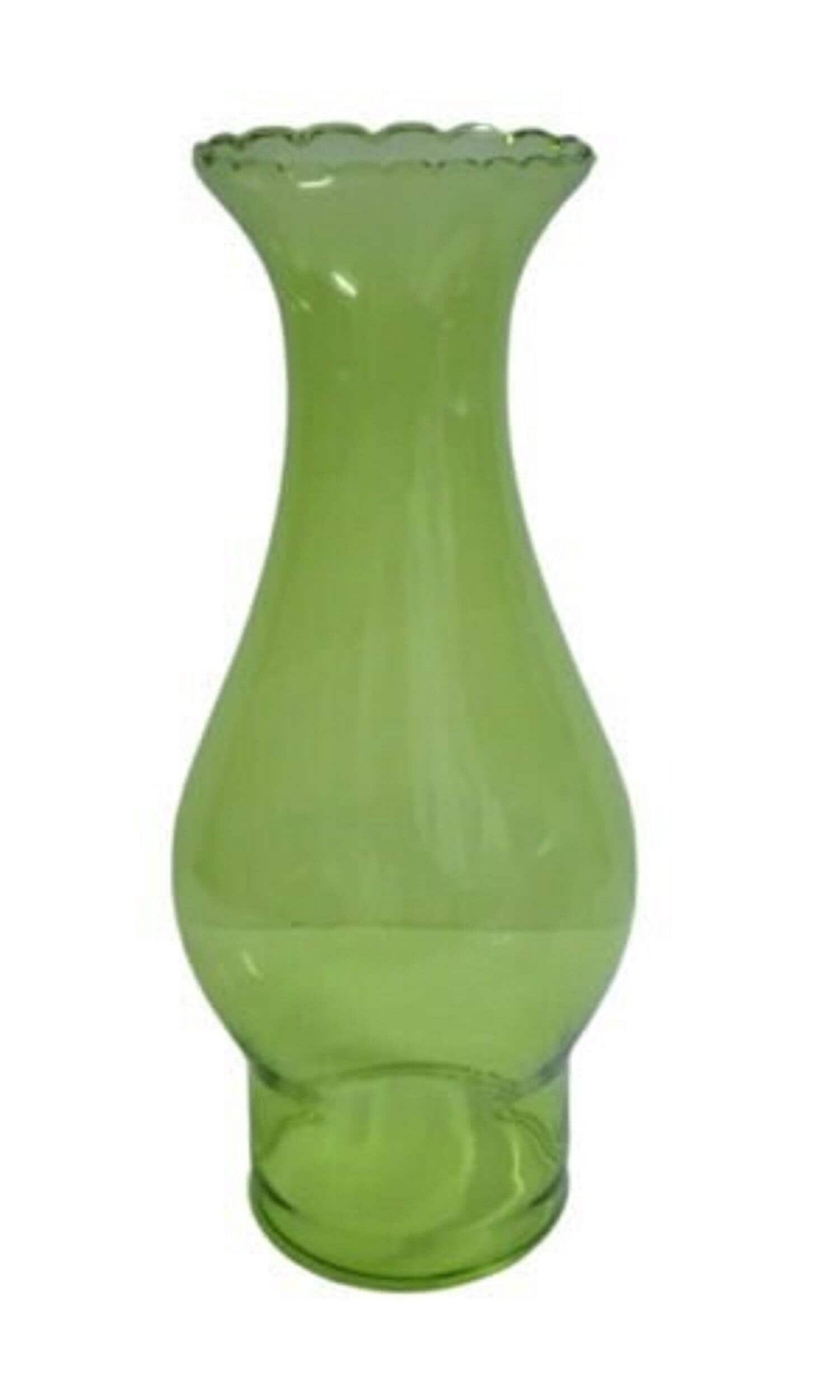 Vintage Grüner Glas-Piecrust-Schornstein für Petroleumlampen - 7 31/64" x 2 7/16" für Brenner Nr. 1