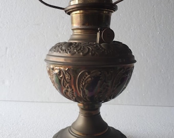 Lámpara de aceite de queroseno con tiro central Royal Center de Plume y Atwood antigua, fabricada en EE. UU.