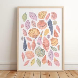 Póster de conchas marinas pastel, estampado costero, bonito arte playero para pared, póster náutico moderno, conchas marinas rosas para casa de playa, estampado de vida marina