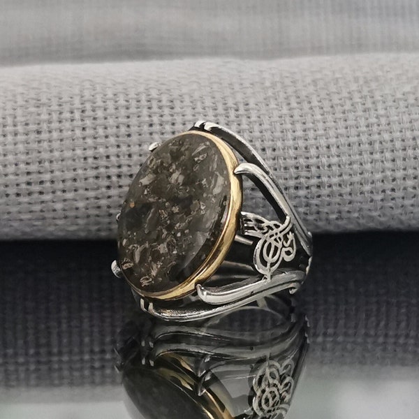 Sterling Silver Cremation Ashes Ring: Memorial Jewelry