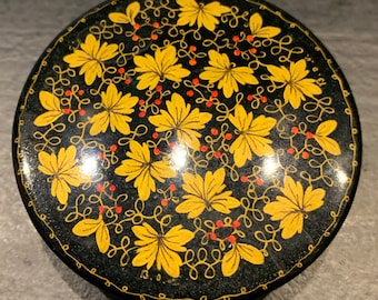 Vintage wooden round black floured trinket powder box