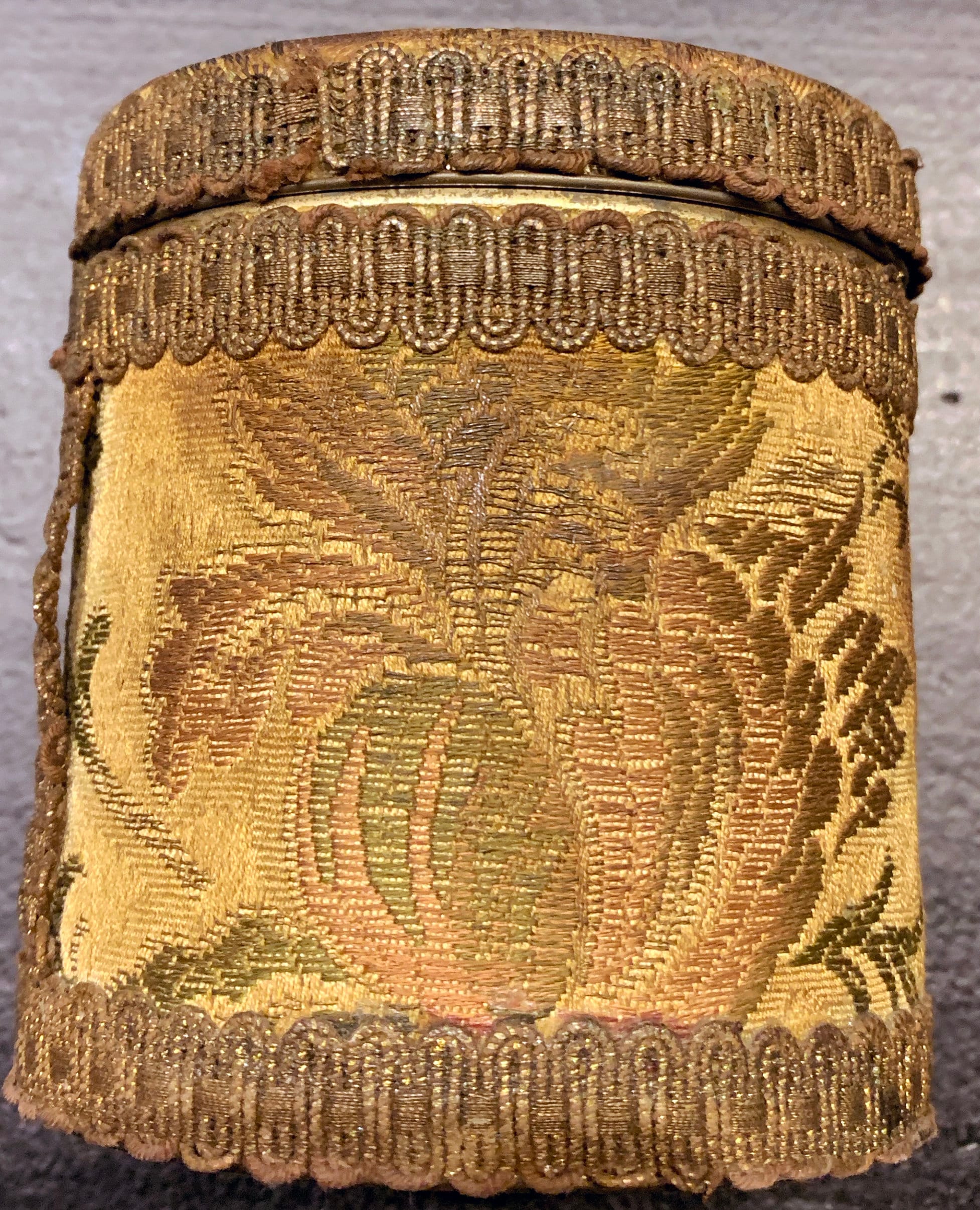 Vintage oval cigarette case