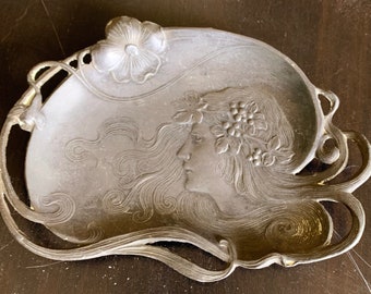 Antique bronze engraved ashtray