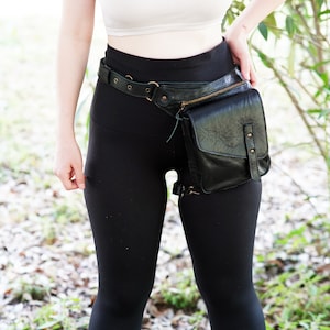 Leather Thigh Bag Hip Bag Leather Covered Leg Bag Thigh Strap Fanny Pack Leather Bag image 6