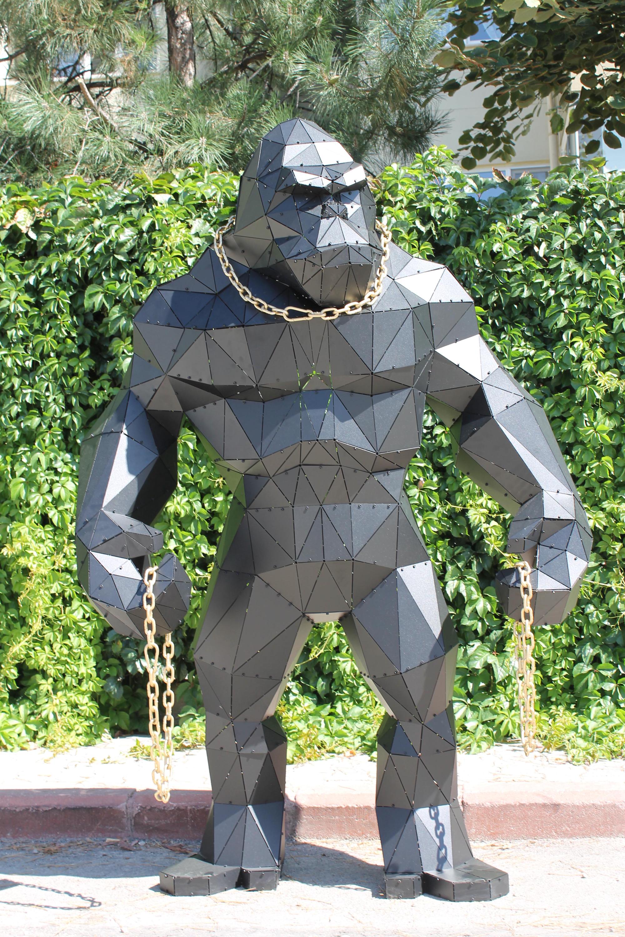 Modern Metal Kingkong Sclupture, Gorilla Statue, Garden Gorilla