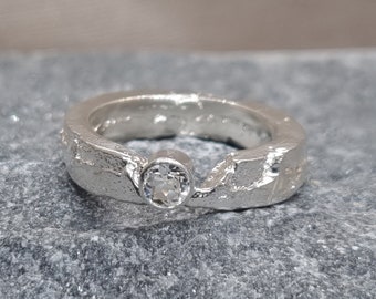 SELENE Terra Ring with White Topaz - Sterling Silver - Handmade
