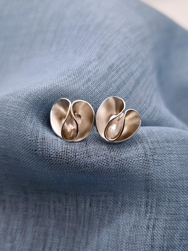 TAINIA Ribbon Sterling Silver Studs Handmade image 3