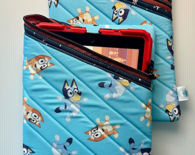 BLUEY Padded Tablet iPad Sleeve Handmade Quilted With Zipper - Etsy