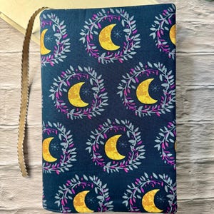 Moon Book Cover: Adjustable Cotton Dust Jacket, Book Sleeve