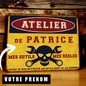 Personalisiertes Vintage-Metallschild Atelier (Totenkopf)