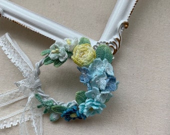 Crochet Flower Wreath Brooch, Vintage Flower Garland Pin, Wedding flower boutonniere, Thank you gift, wreath crochet brooch