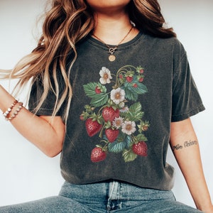 Retro Strawberry PNG, Boho Cottagecore Berry Flower, Botanical Floral, Sublimation Instant Digital Download, Shirt Design, Graphic Art