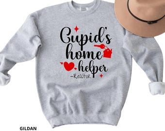 Col rond d'aide à domicile de Cupidon pour agent immobilier, vêtements de Saint-Valentin immobiliers, sweat-shirt unisexe Gildan, vinyle.