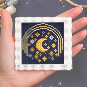 Mini schema punto croce celeste, luna e stelle (schema PDF)