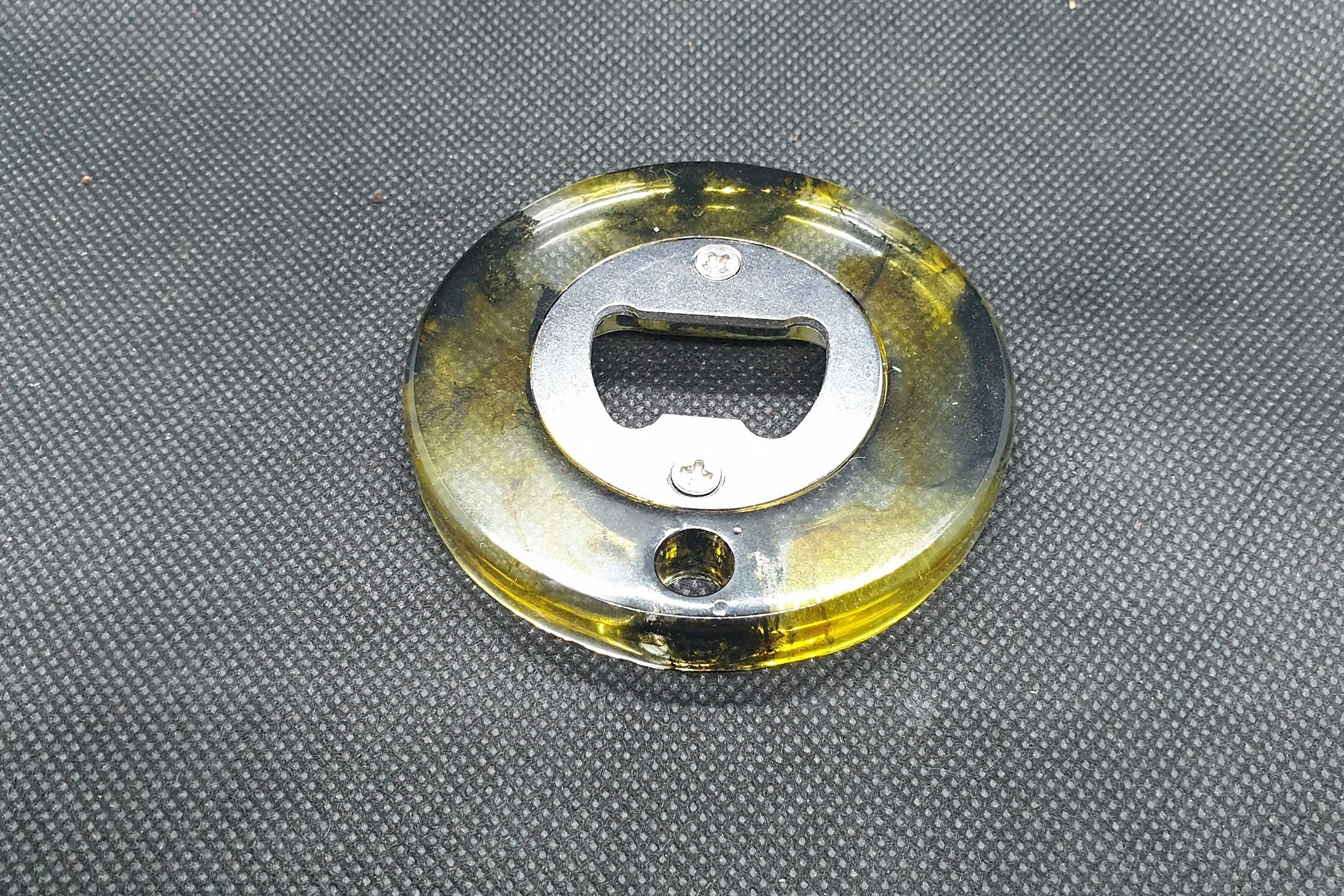 Decapsuleur, Ouvre Bouteille, Resine Epoxy , Piece Unique, Verre, Bouteille, Bar