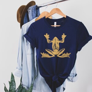 Frog Shirt, Granola Girl, Nature Shirt, Goblincore, Goblin Core, Nature Lover Gift, Cottage Core, Frogcore, Woodland Shirt, Nature Lover T