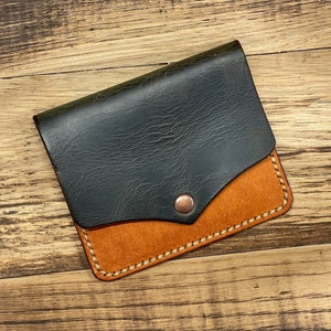 Cartera de tarjeta de cuero hecha a mano - Verde y marrón