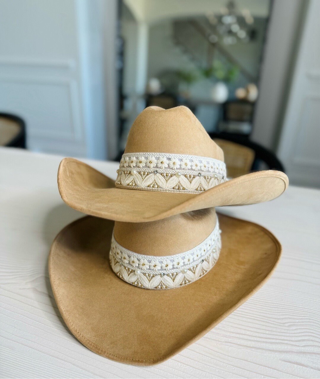 Adult Women's Cowgirl Deluxe Hat