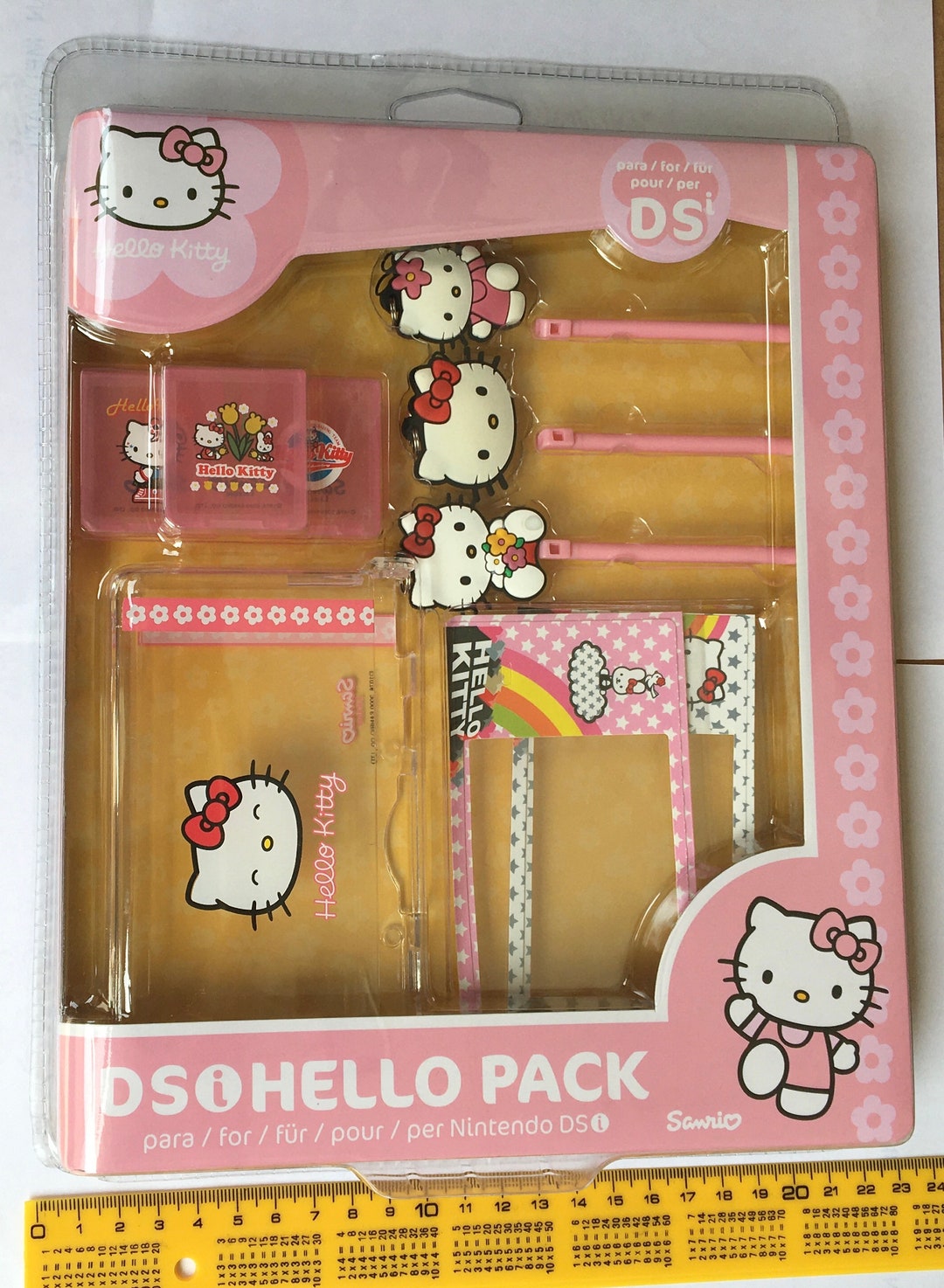 Hello Kitty Pack With 4 Nintendo Dsi Accessories Licensed and Original