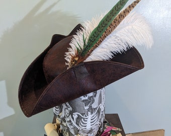 Ventaglio Con Piume Di Struzzo Bordeaux | Vigan&ograve; Milano 1919