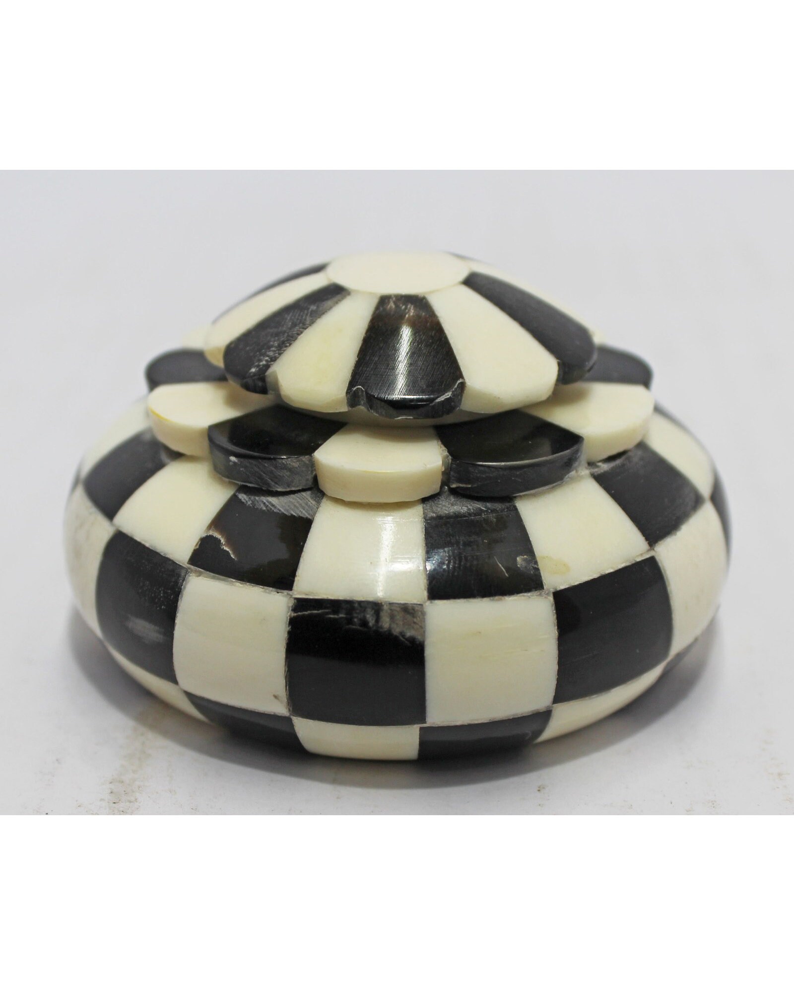Bone Inlay Box: Hand Carved Clamshell Jewelry Casket - Etsy