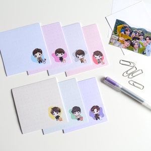 Notas dos membros do BTS em um conjunto de 70 peças com 10 folhas: Namjoon, Jin, Yoongi, Hobi, Jimin, Taehyung e Jungkook