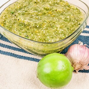 Homemade Salsa Verde Recipe| Tomatillo Sauce | Printable Recipe| Downloadable Recipe| Digital Recipe| Recipe Card| Mexican Food | Keto