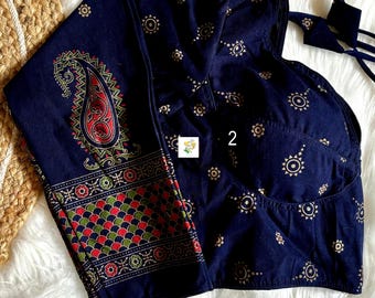 Camicetta Ajrakh con taglio Sabyasachi, in cotone stampato a mano, maniche lunghe, imbottita e foderata