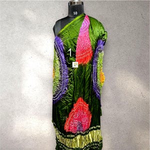 Trabajo Kasumba Bandhani hecho a mano, Dupatta de seda modal, Lagdi Patta, multicolores vegetales, moda femenina Dupatta No # 1