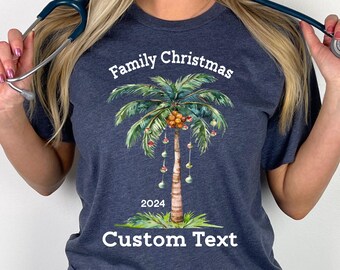 Camiseta de árbol de Navidad tropical: diseño de palmeras navideñas familiares