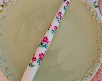 Floral painted candle. Painted candle. Painted Taper candle. Wedding candle. Painted candles. Hand painted candles.