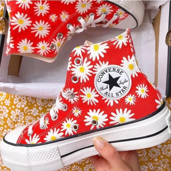 converse daisy red