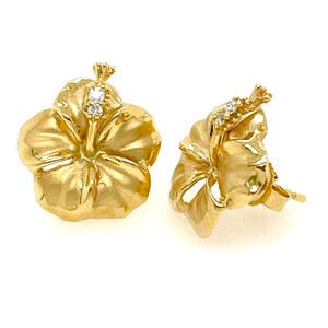 10k Yellow Gold Caribbean Hibiscus Flower Pendant With Cubic Zirconia - Dainty Floral Necklace Charm - View #7