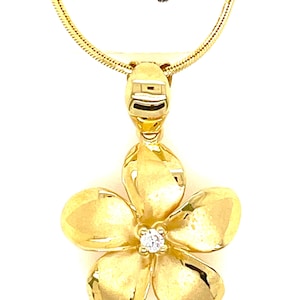 14K Yellow Gold Plumeria Flower Pendant Necklace: Hawaiian Heirloom Style