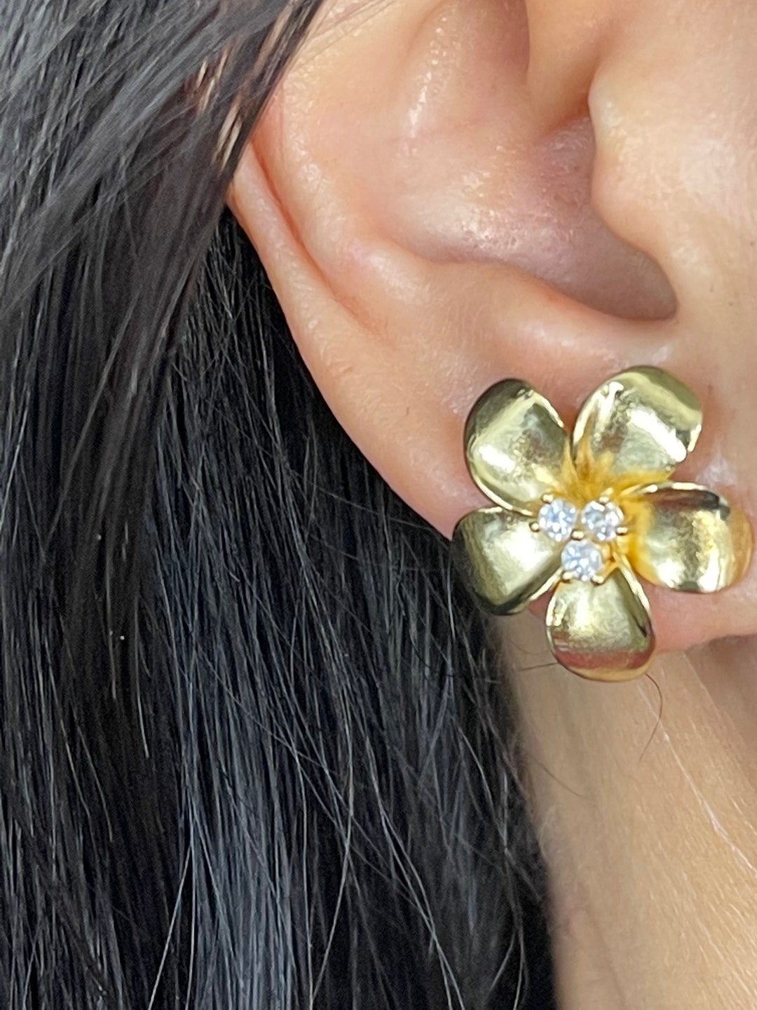 イメージ画像 14K Gold Filled Plumeria Flower Stud Earrings – Hypoallergenic CZ
