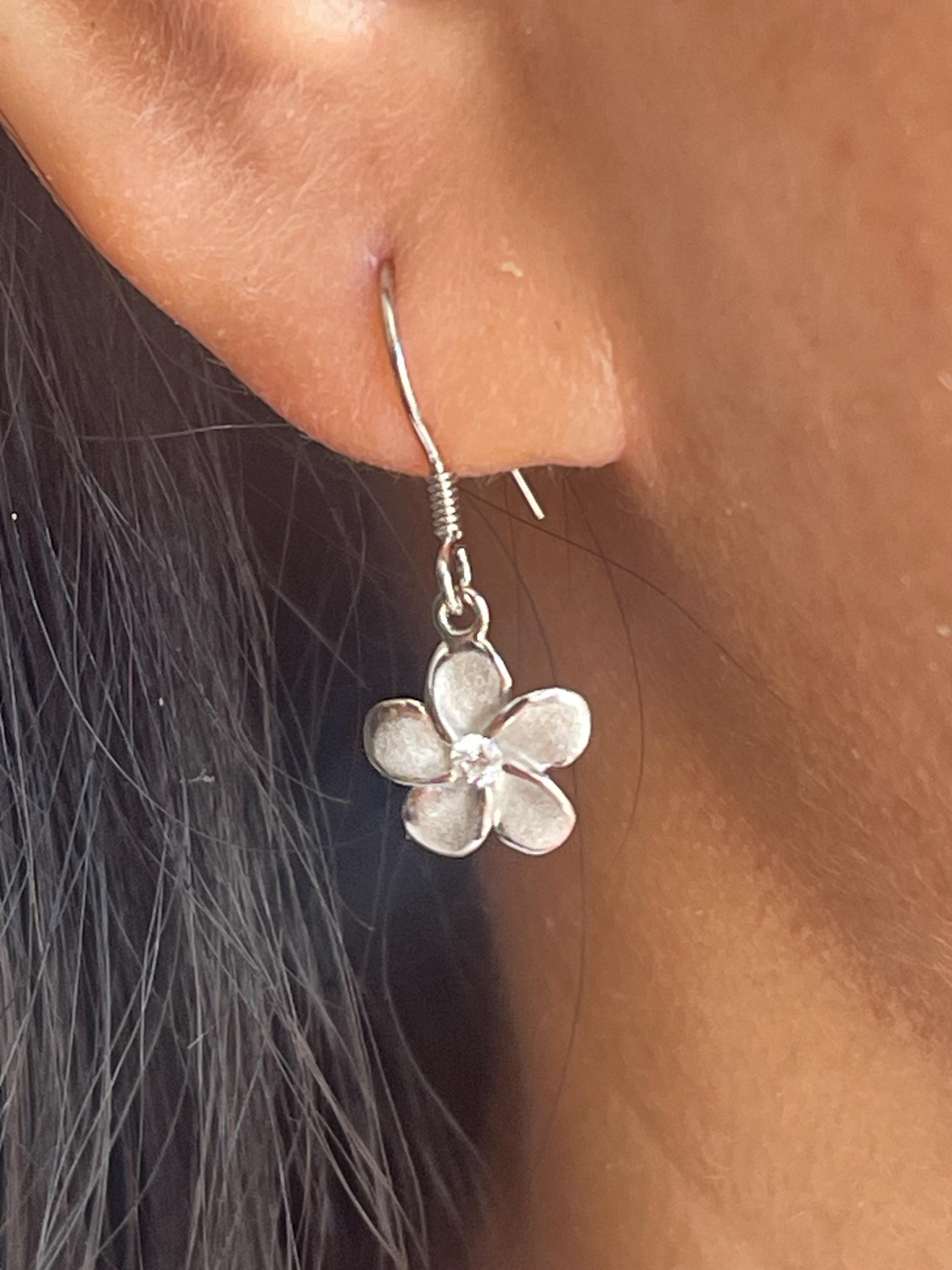 ★daisy★ ♦︎14kgfハワイアンキルトローズカルセドニーピアス 楽天市場】【K14 La(太陽)＆Luna(月) ピアス】14金 K14 Puaally