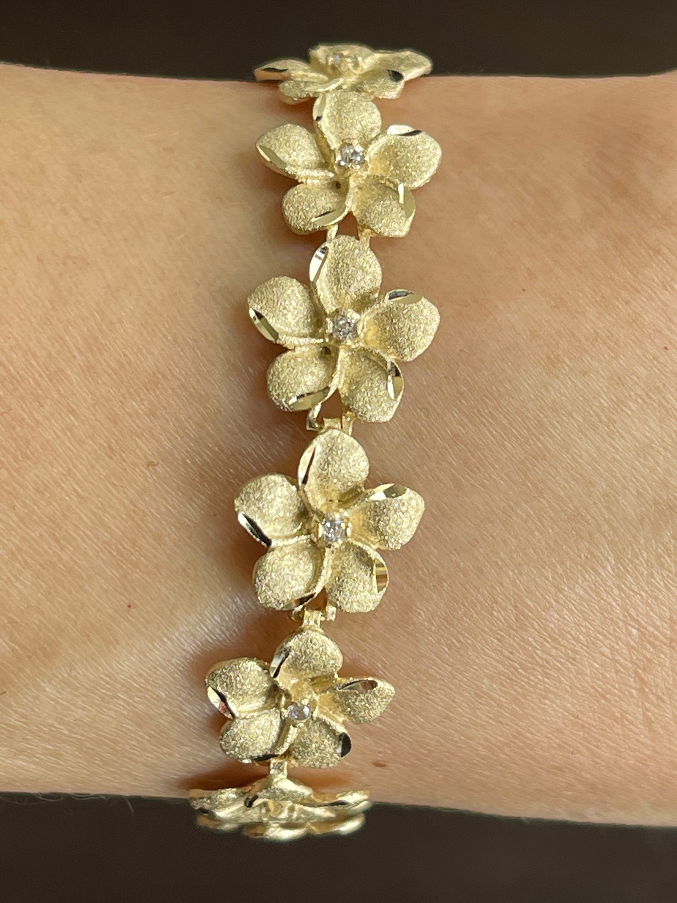 Diamond Flower & Gold Bracelet – Phoenix Roze