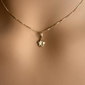 14K Yellow Gold Plumeria Flower Pendant Necklace: Hawaiian Heirloom Jewelry