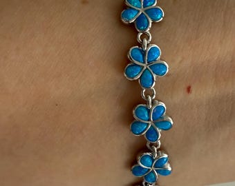 バリジュエリー　シルバーフラワーモチーフ　ブレスレット　オパール　ブルー Blue Opal 8mm, 10mm, 12mm Plumeria Flower Bracelet: Sterling