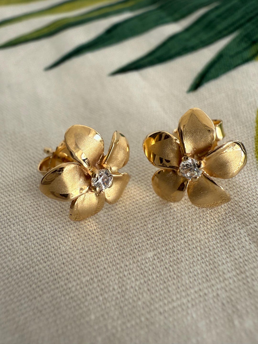 14K Solid Gold 10mm Plumeria Flower Stud Earrings With Cubic Zirconia — free download