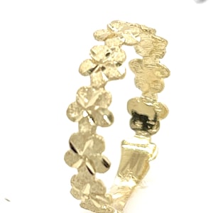 14 Karat Solid Yellow Gold Hawaiian 5mm Plumeria Flowers Lei Ring Diamond Cut on the edges of each petal