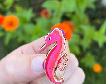 Pacific Sea Horse Hard Enamel Pin | Gifts for Ocean Lovers | Biology | Scuba Diver | Animal Lover